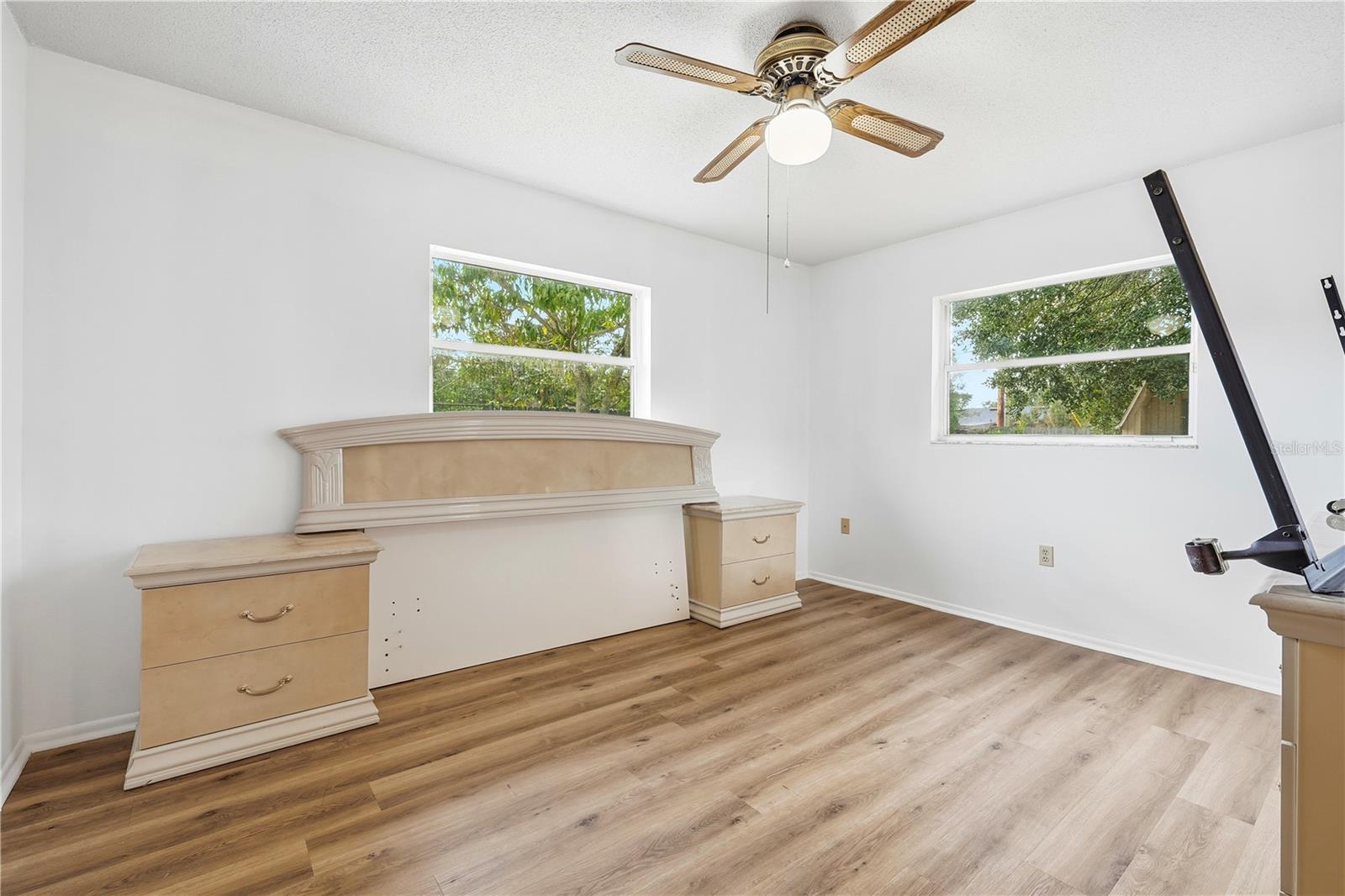 Image 41 of 46 For 1405 Dolphin Drive