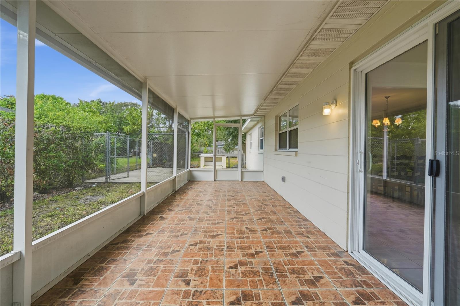 Image 9 of 46 For 1405 Dolphin Drive