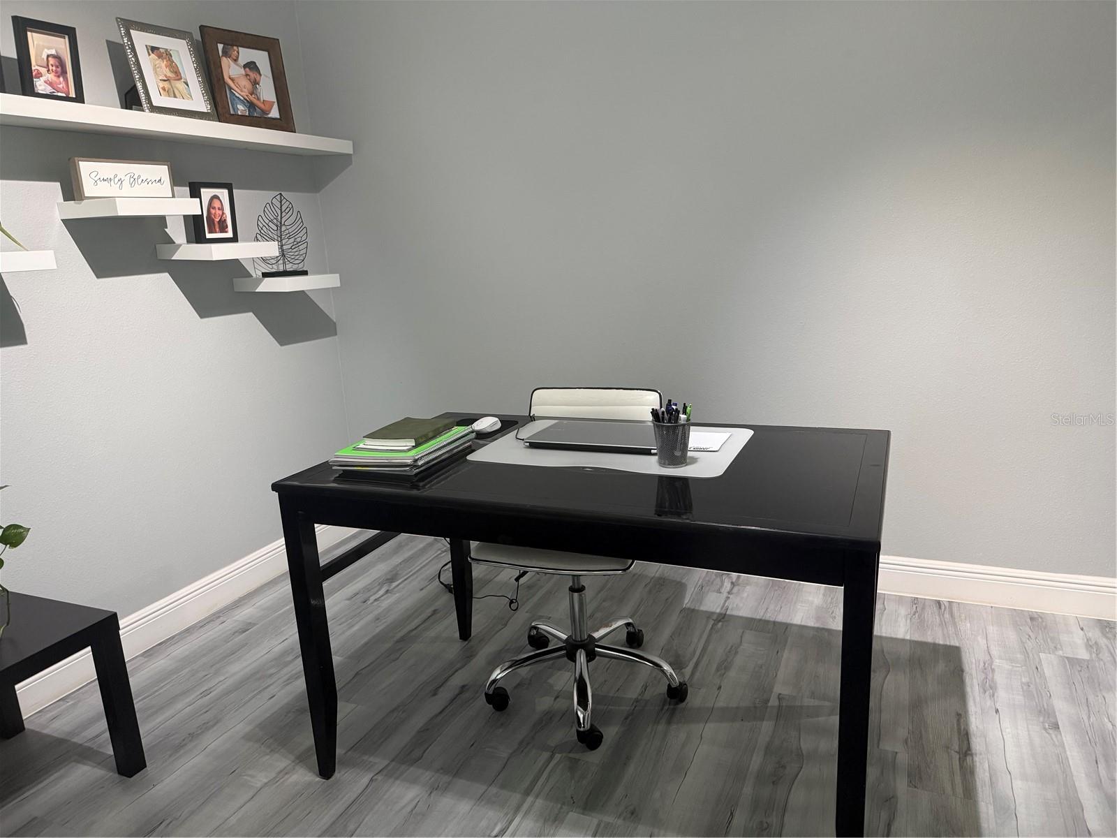 Image 6 of 16 For 2600 Wadeview Loop