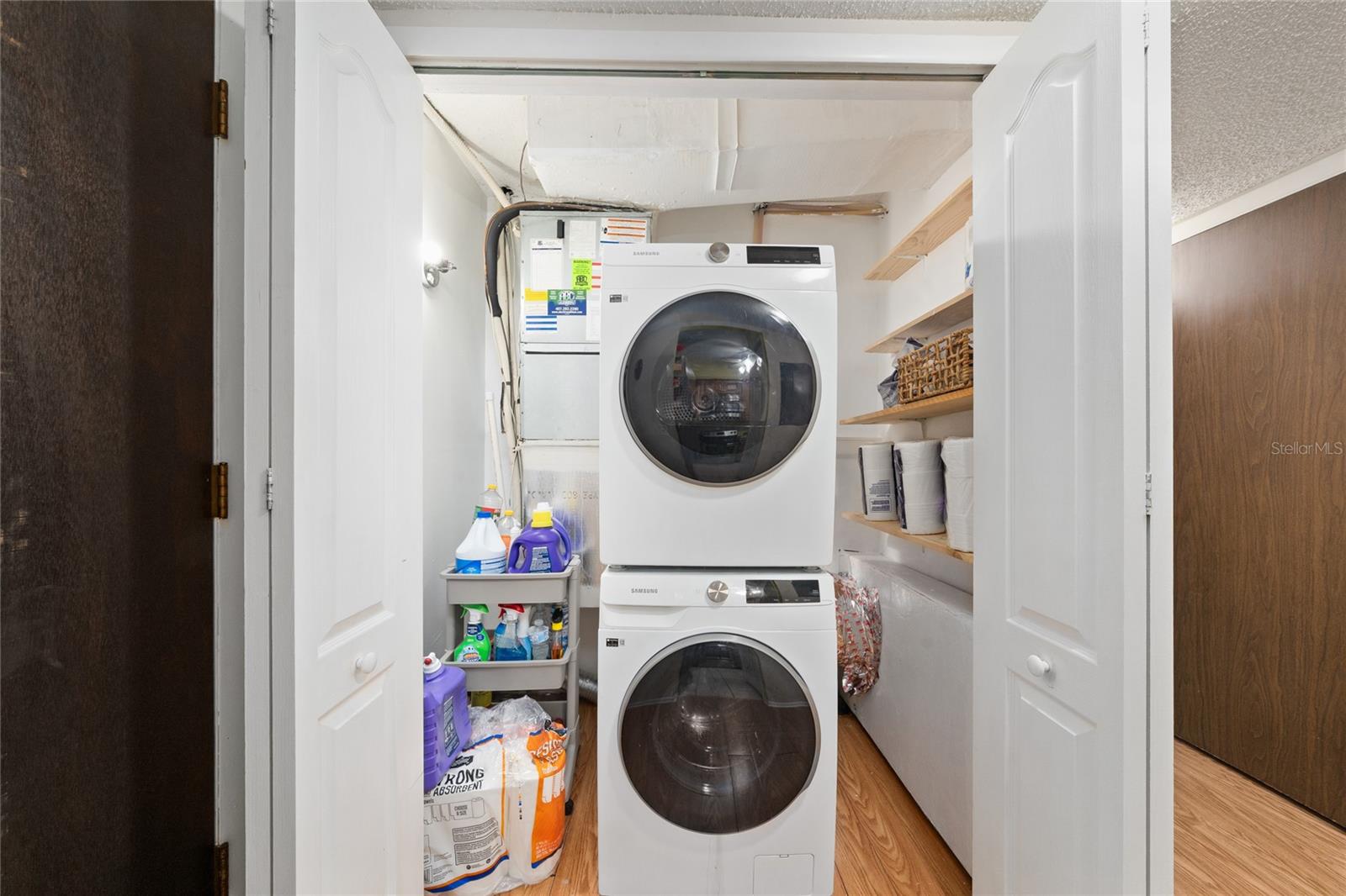 Image 13 of 21 For 6047 Amberly Court F36