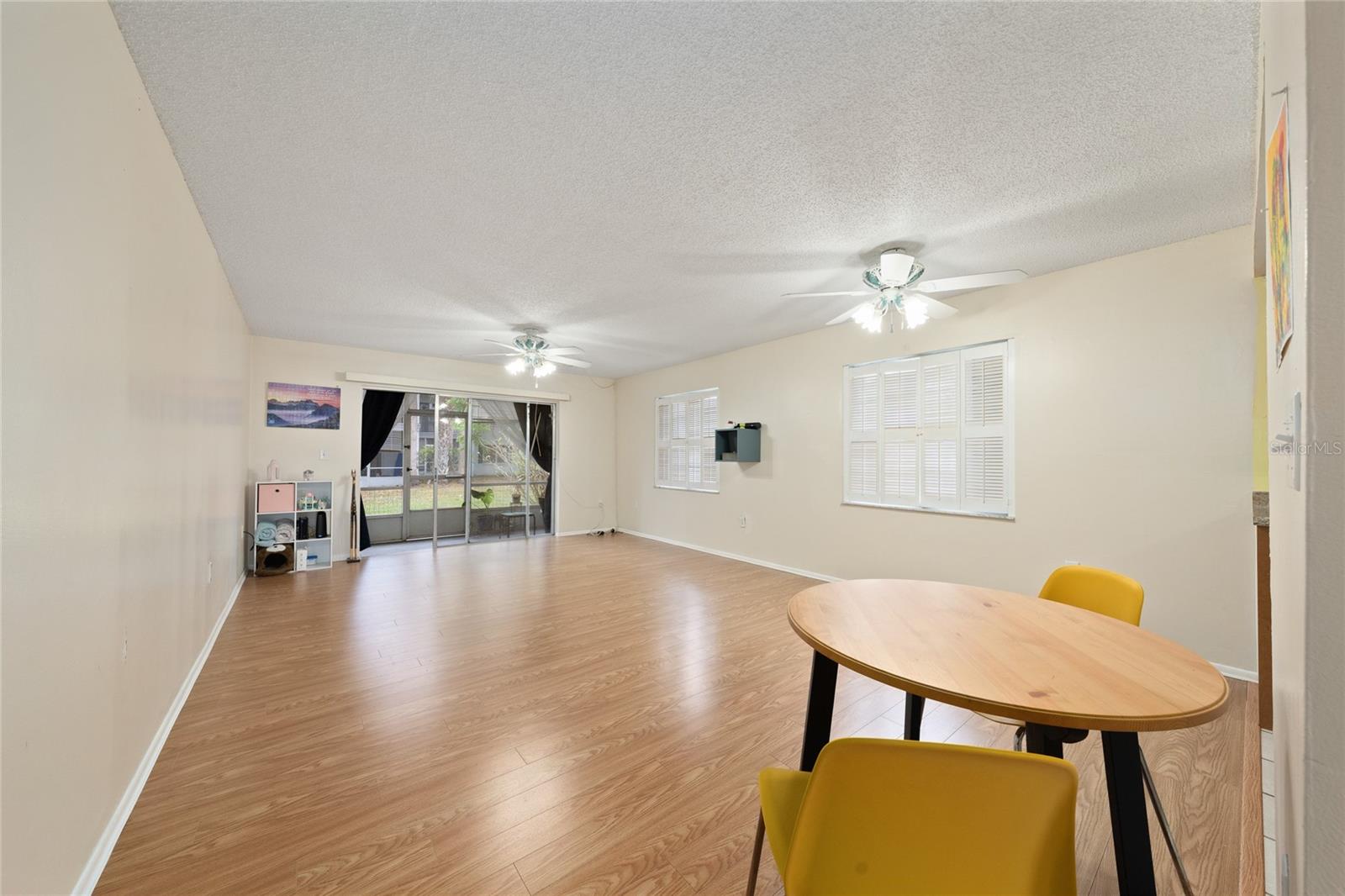 Image 7 of 21 For 6047 Amberly Court F36