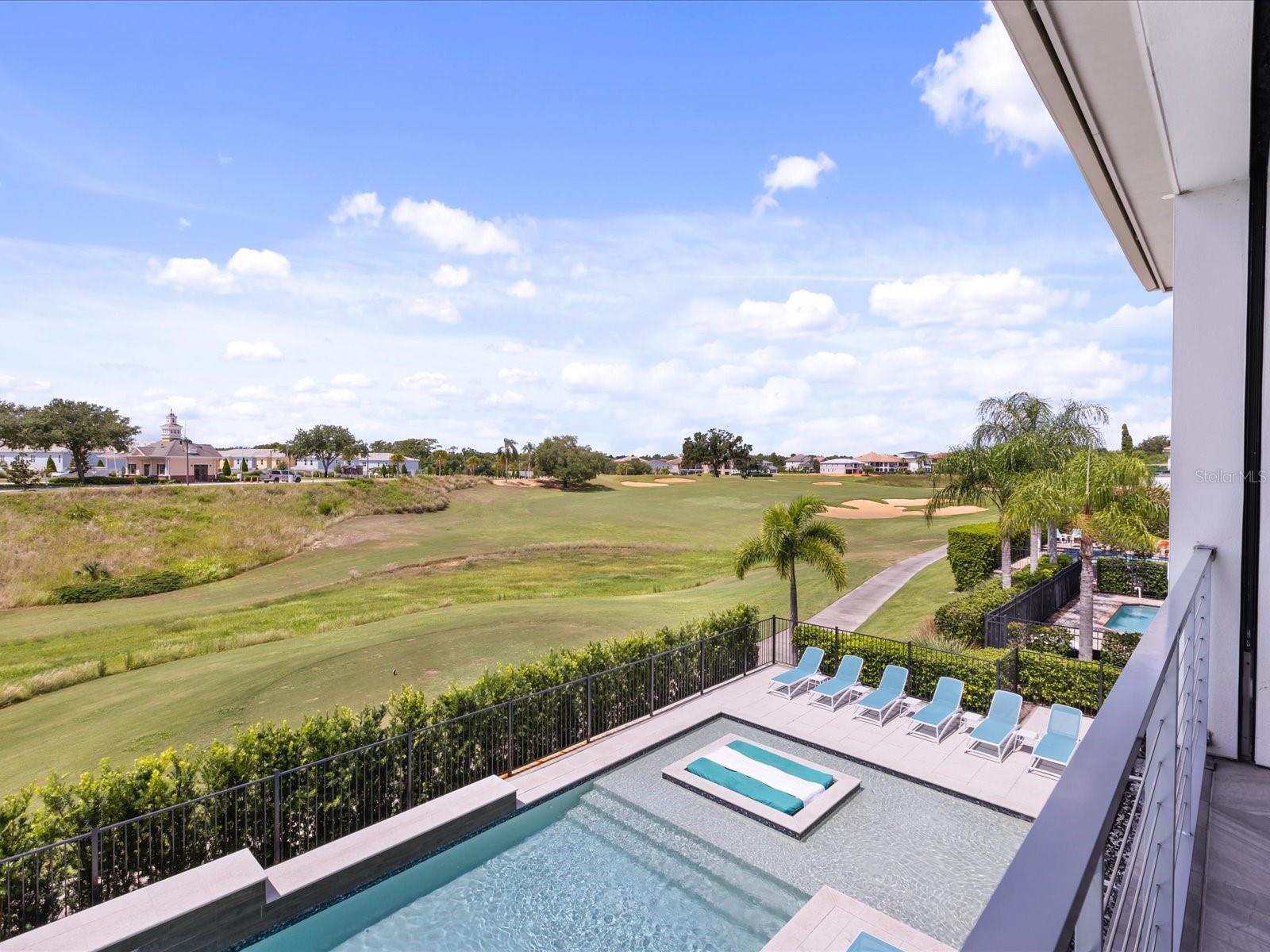 Image 69 of 91 For 350 Muirfield Loop