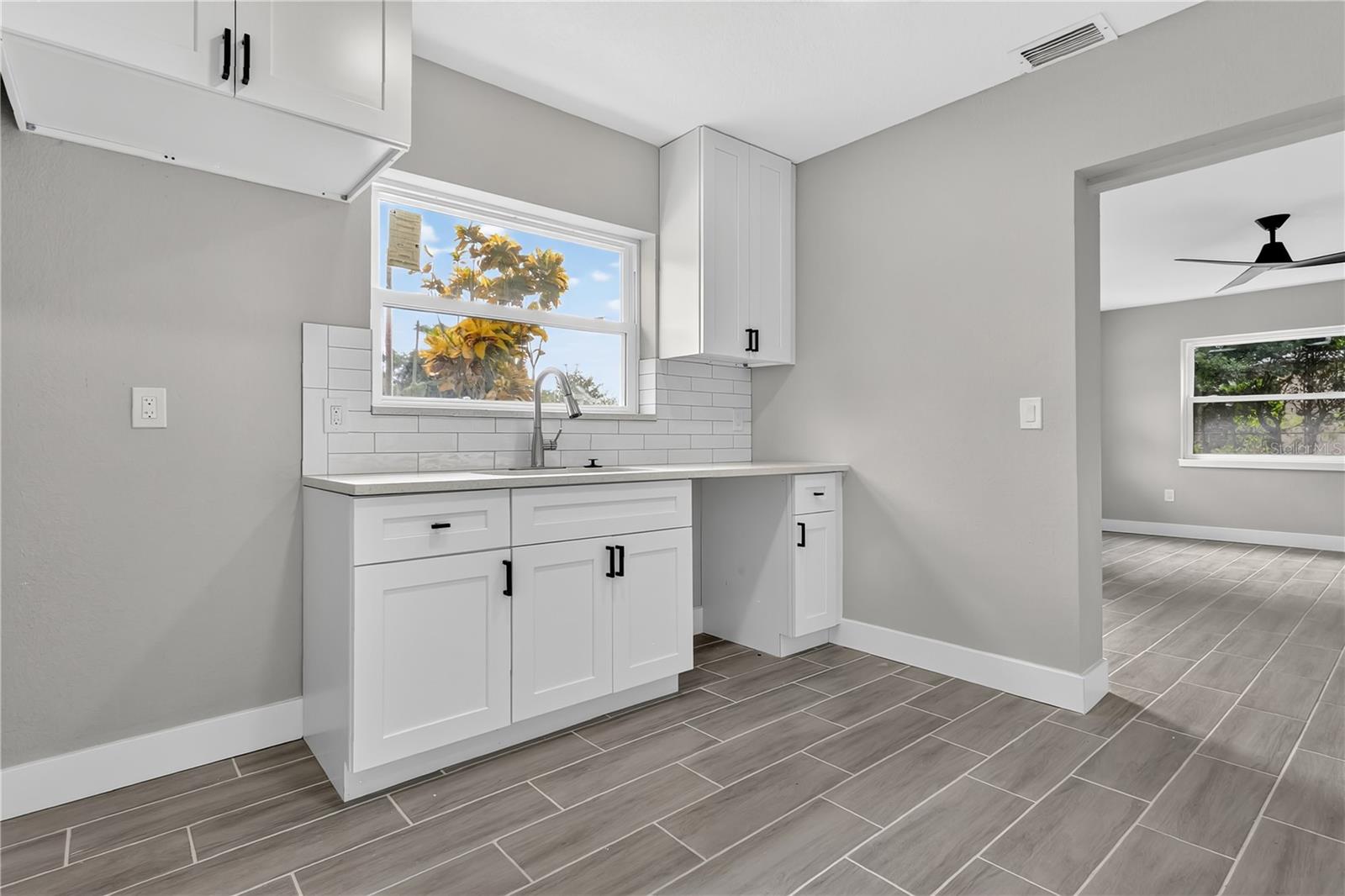 Image 20 of 37 For 2612 Roxbury Road