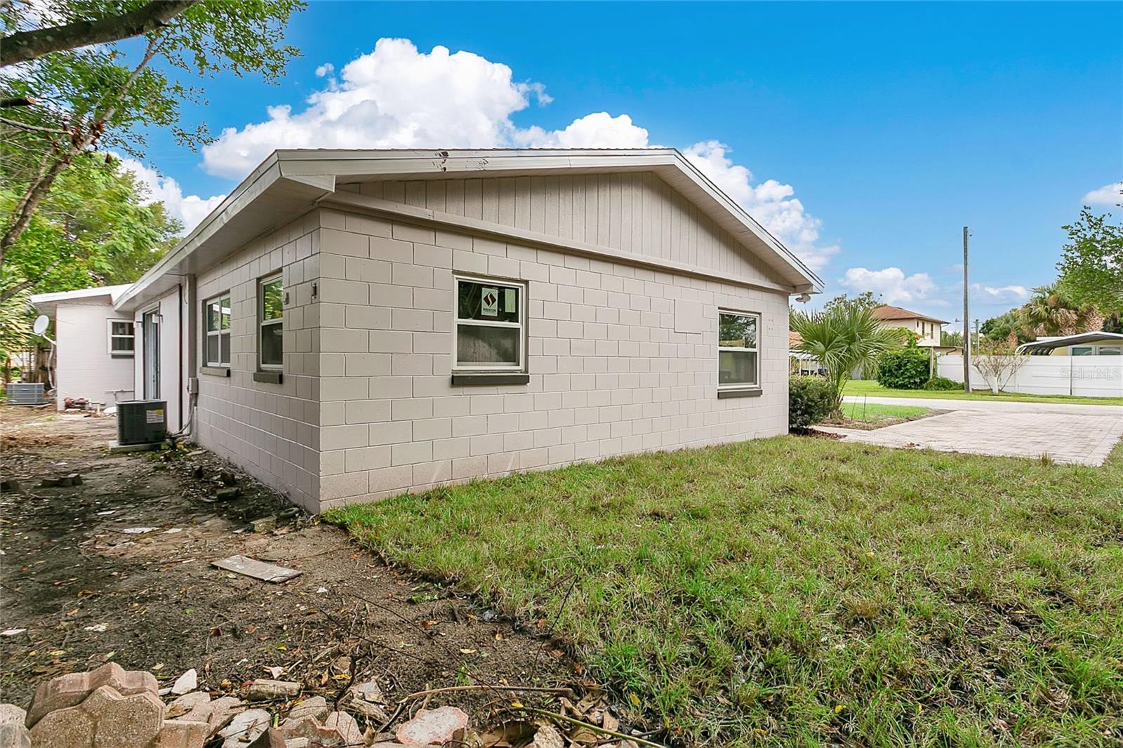 Image 32 of 37 For 2612 Roxbury Road