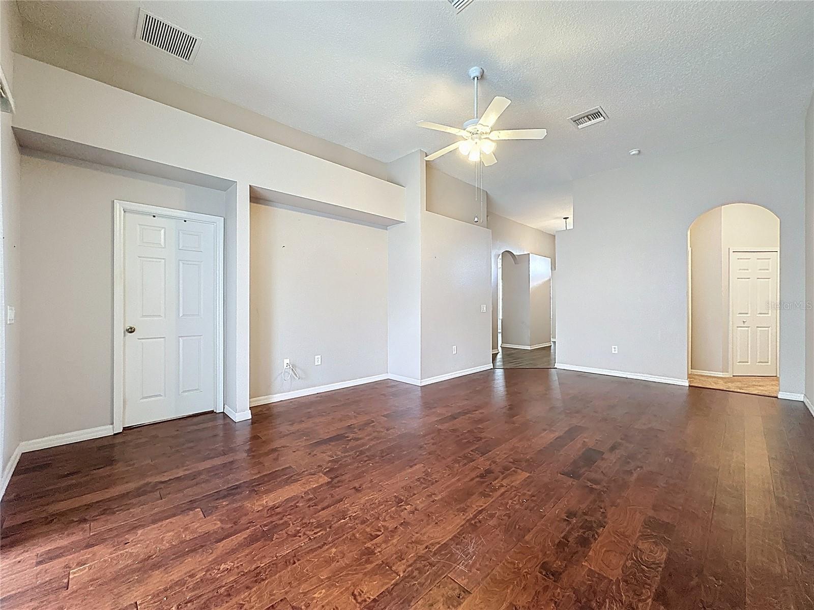 Image 10 of 68 For 347 Cherokee Avenue