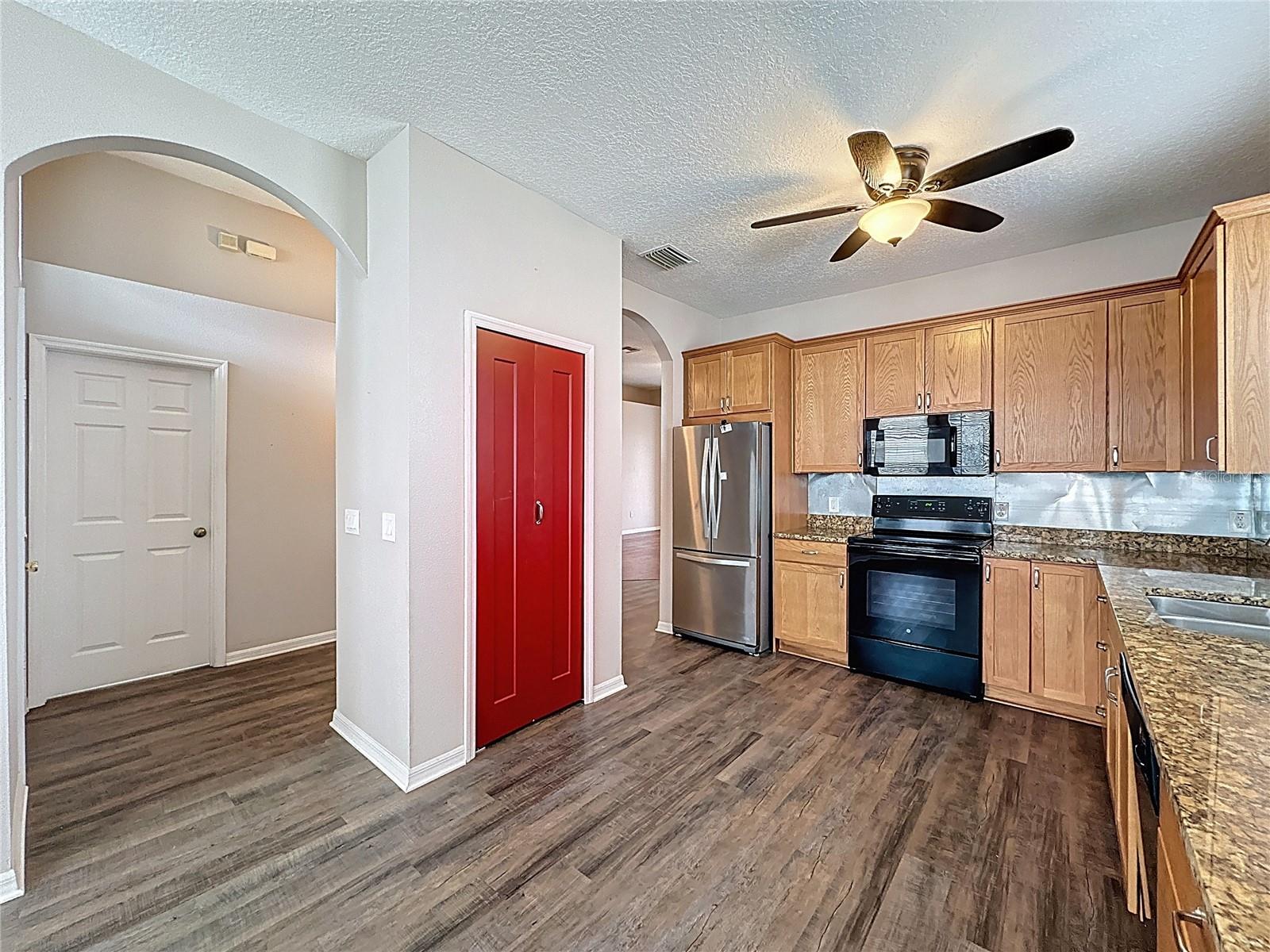 Image 6 of 68 For 347 Cherokee Avenue