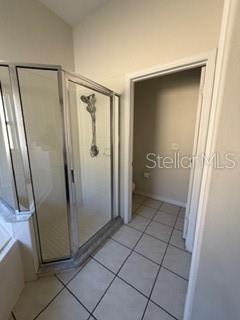 Image 11 of 26 For 16656 Palm Spring Drive