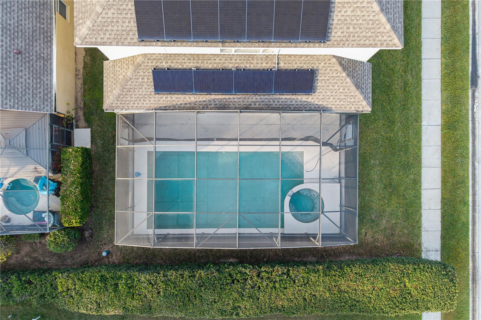 Image 46 of 61 For 16656 Palm Spring Drive