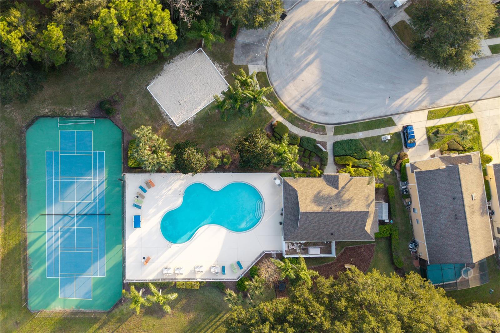 Image 50 of 61 For 16656 Palm Spring Drive