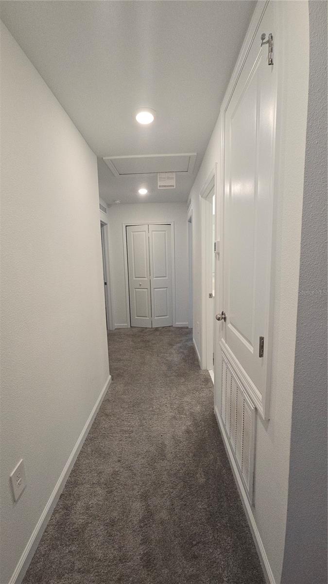 Image 25 of 43 For 4253 Twisted Twig Bend