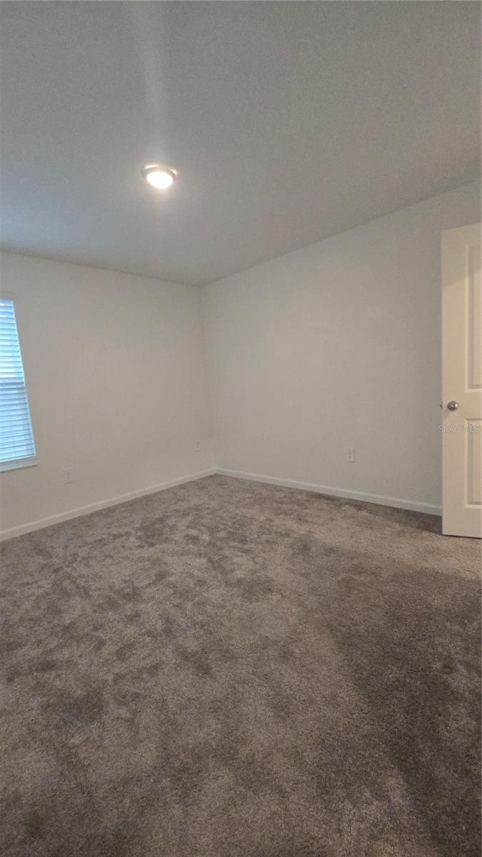 Image 37 of 43 For 4253 Twisted Twig Bend