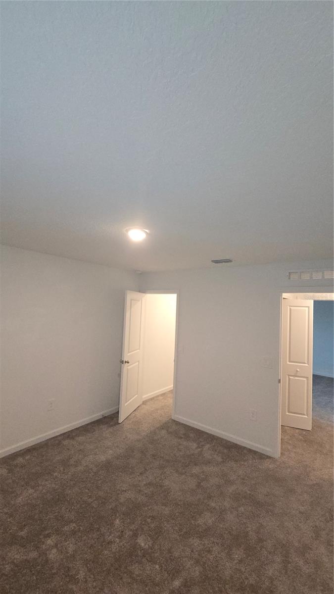 Image 38 of 43 For 4253 Twisted Twig Bend