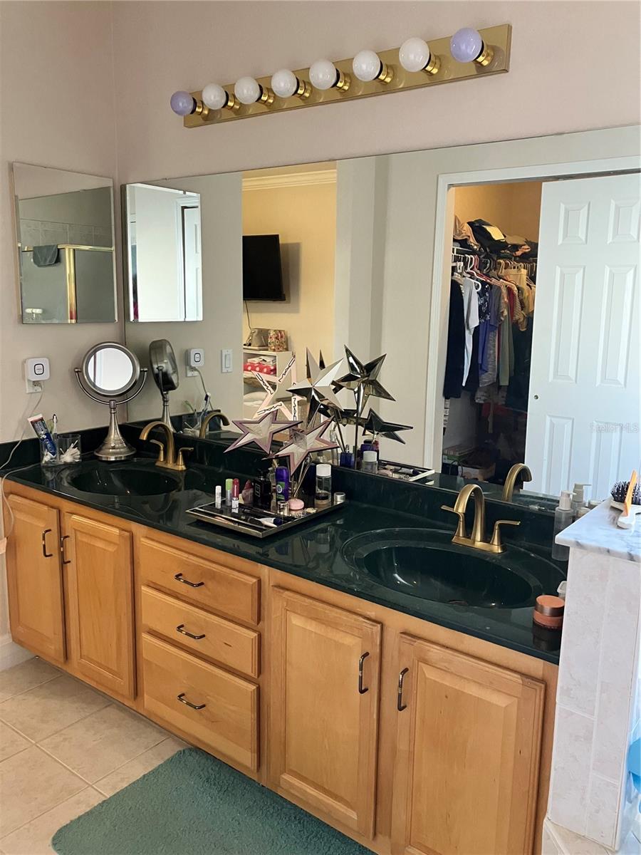 Image 43 of 60 For 13644 Tetherline Trail