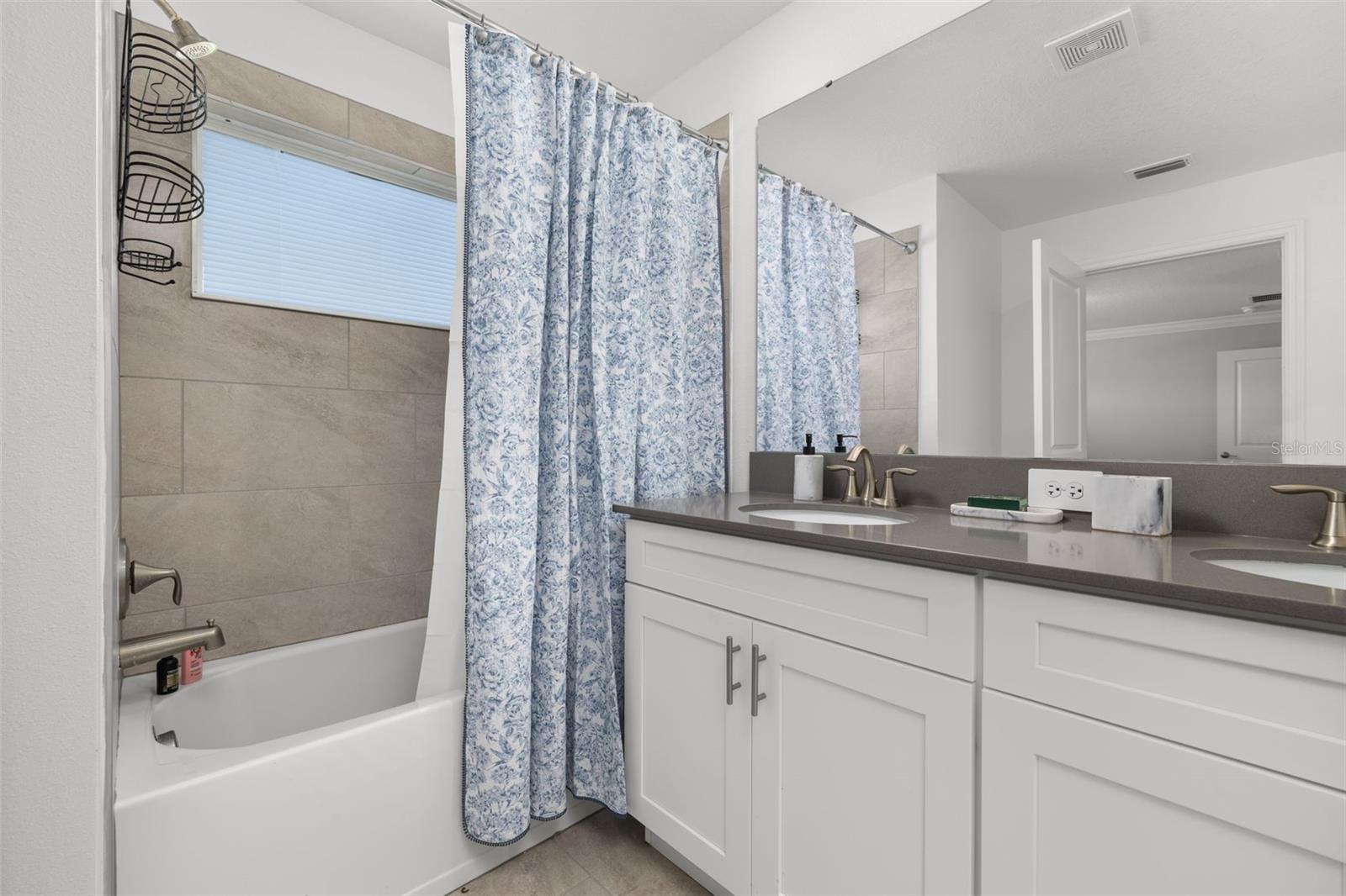 Image 21 of 65 For 2657 Reading Trail