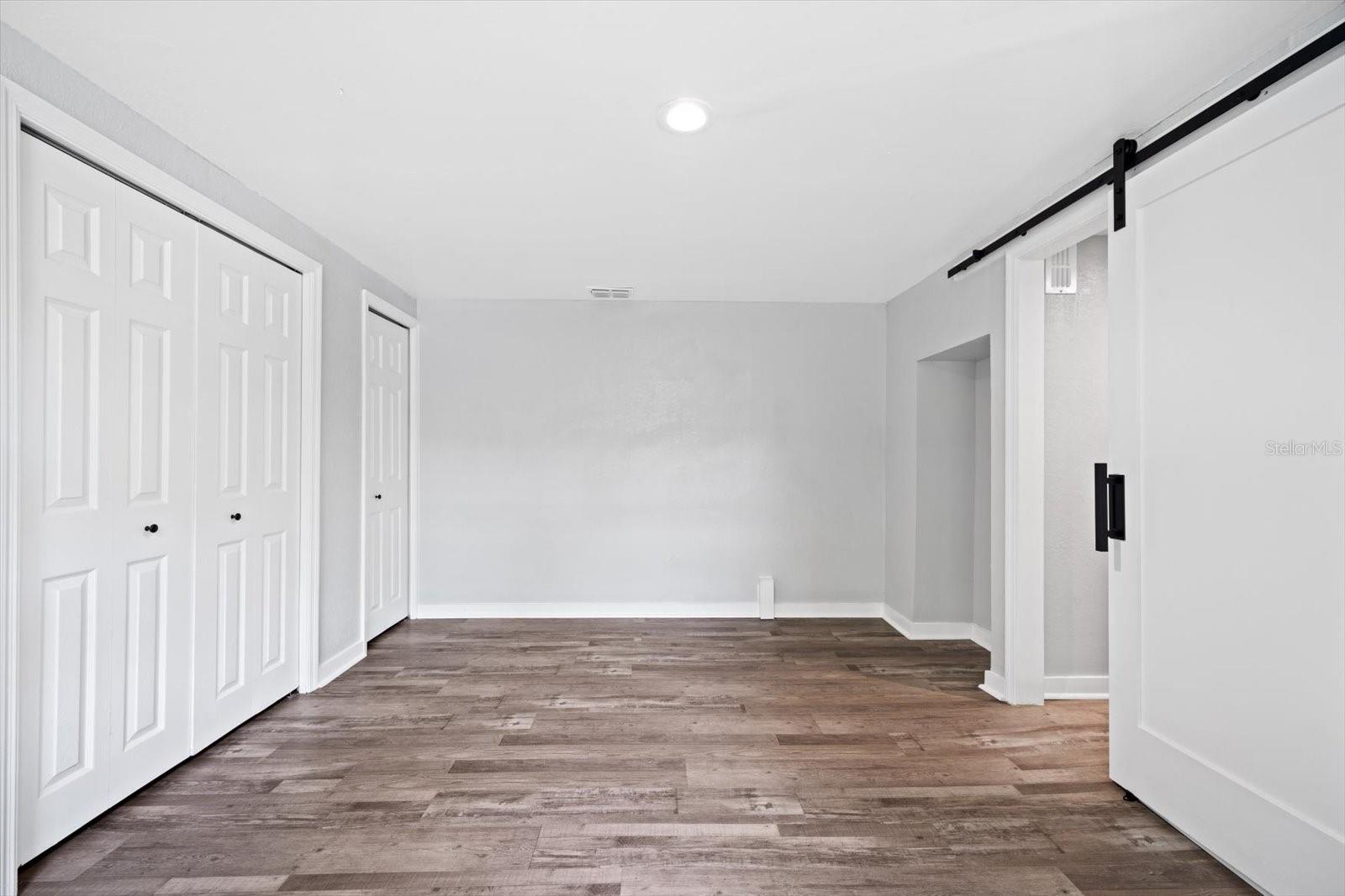 Image 16 of 23 For 305 Bougainvillea Avenue