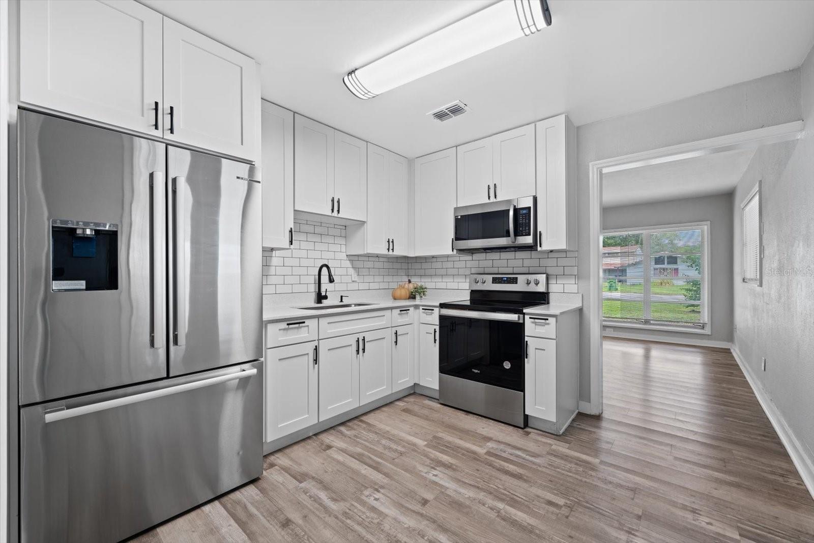 Image 9 of 23 For 305 Bougainvillea Avenue