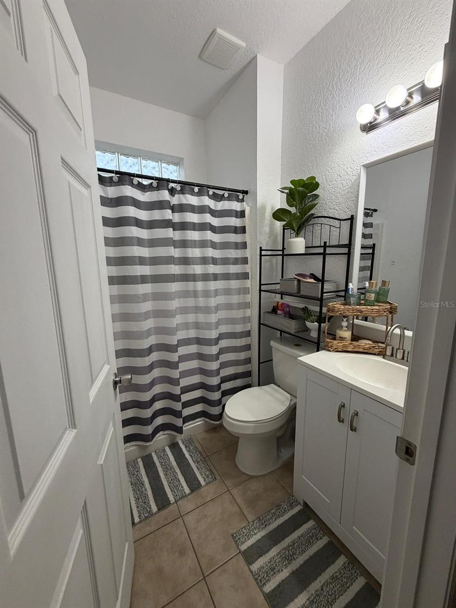 Image 7 of 13 For 22102 Indian Creek Drive 1