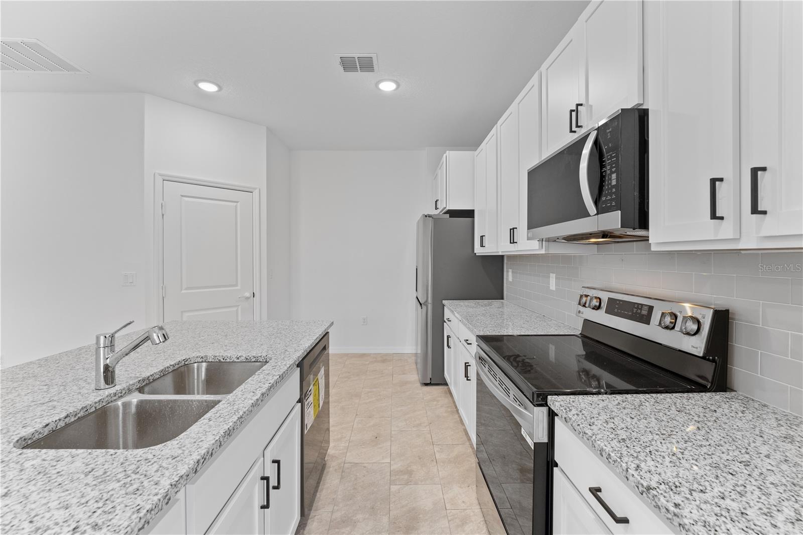 Image 15 of 40 For 2902 Lingo Lane