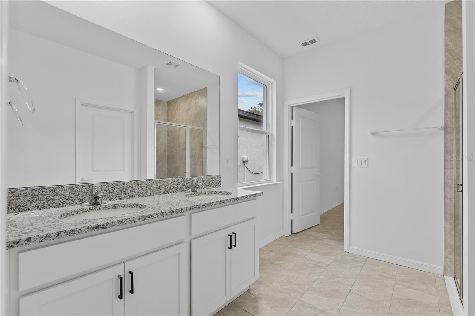 Image 20 of 40 For 2902 Lingo Lane