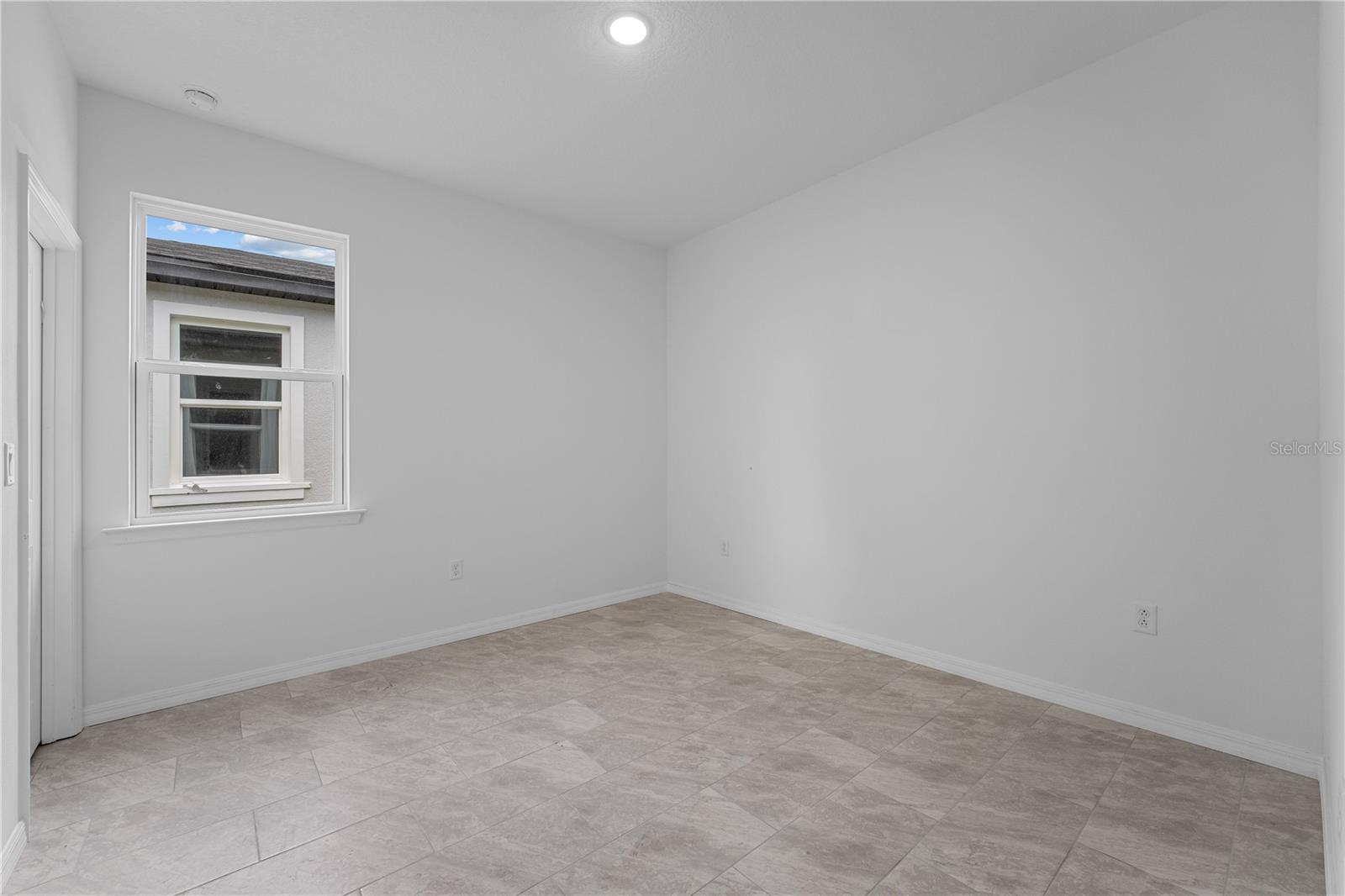 Image 23 of 40 For 2902 Lingo Lane