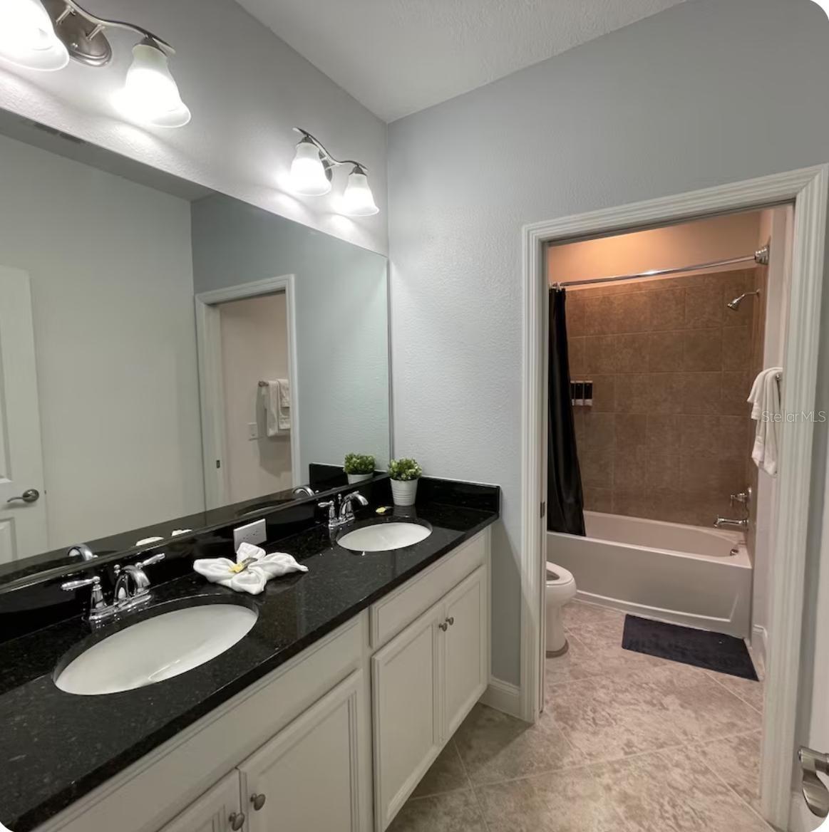 Image 10 of 20 For 130 Captiva Drive