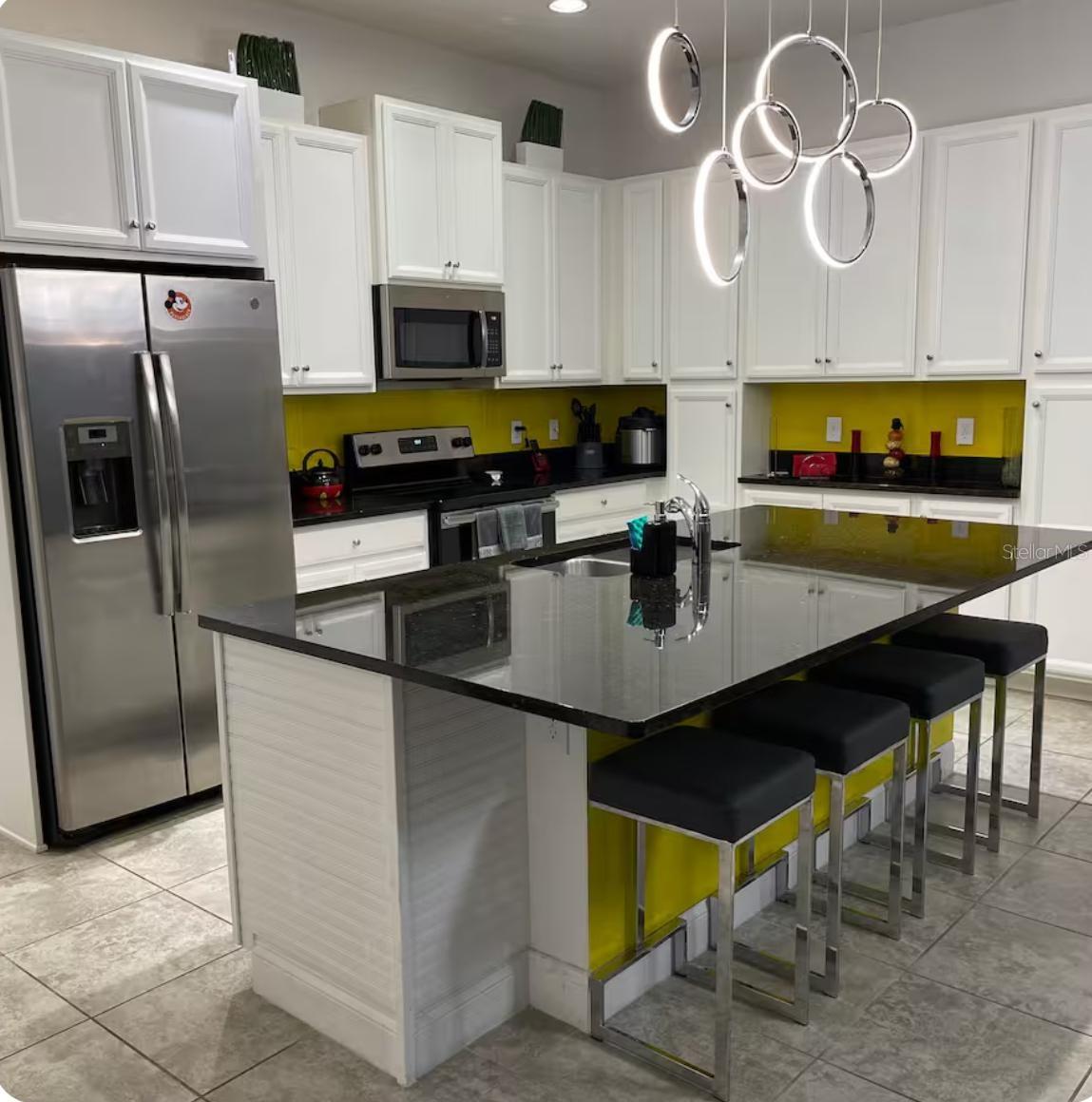 Image 3 of 20 For 130 Captiva Drive