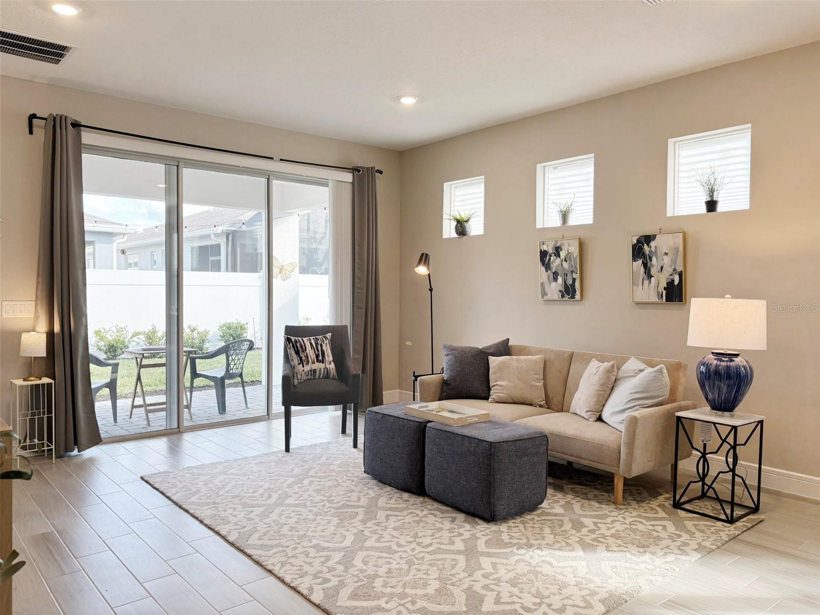 Image 15 of 40 For 13545 Pearl Beach Street