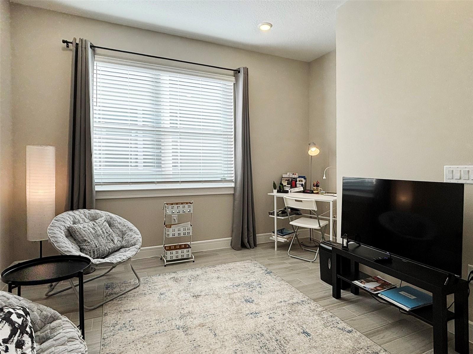 Image 8 of 40 For 13545 Pearl Beach Street