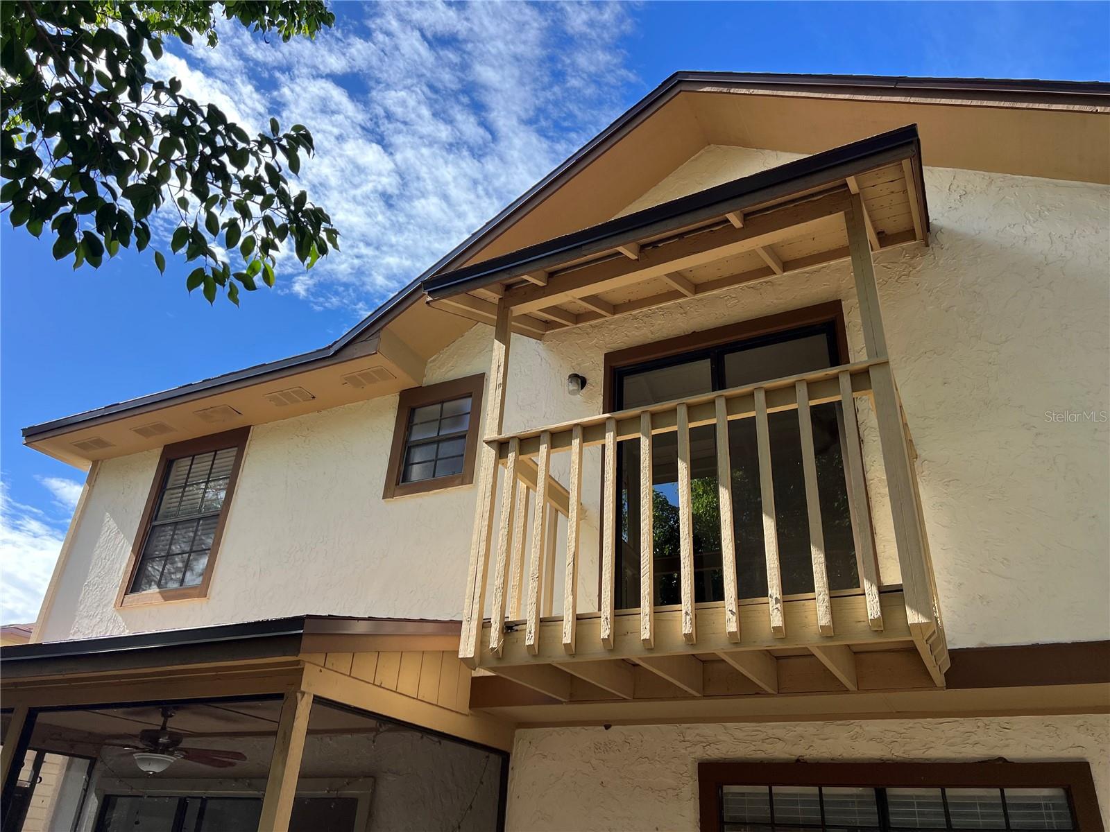 Image 12 of 72 For 2027 Balboa Way