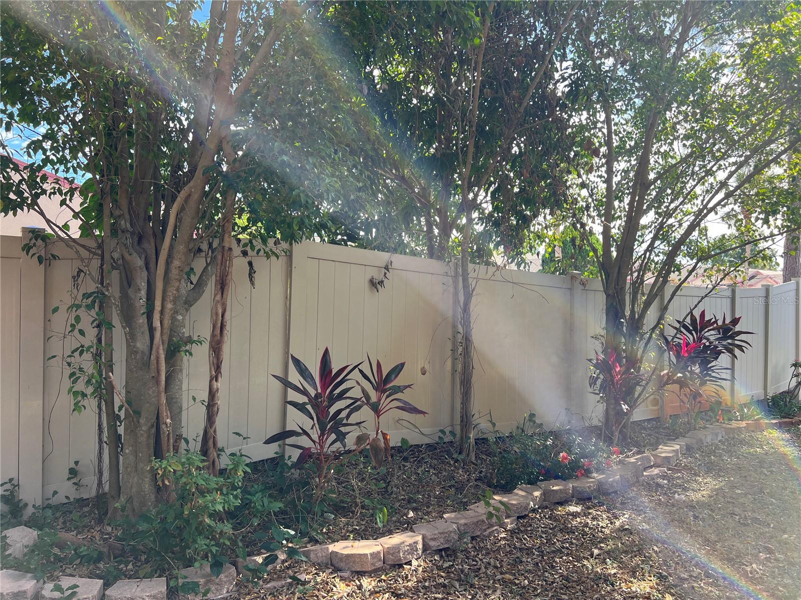 Image 14 of 72 For 2027 Balboa Way