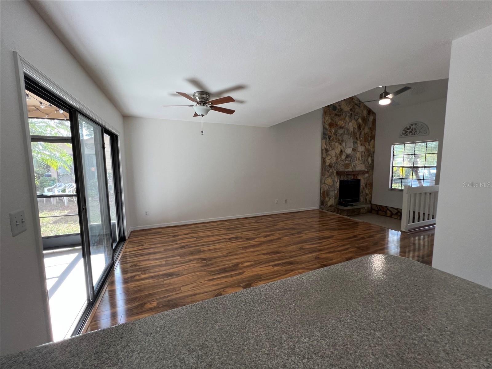 Image 34 of 72 For 2027 Balboa Way