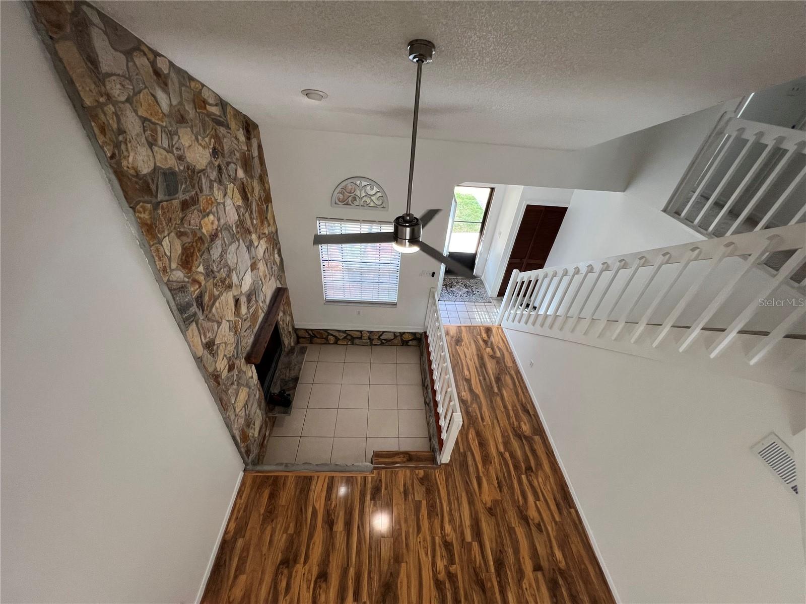 Image 52 of 72 For 2027 Balboa Way