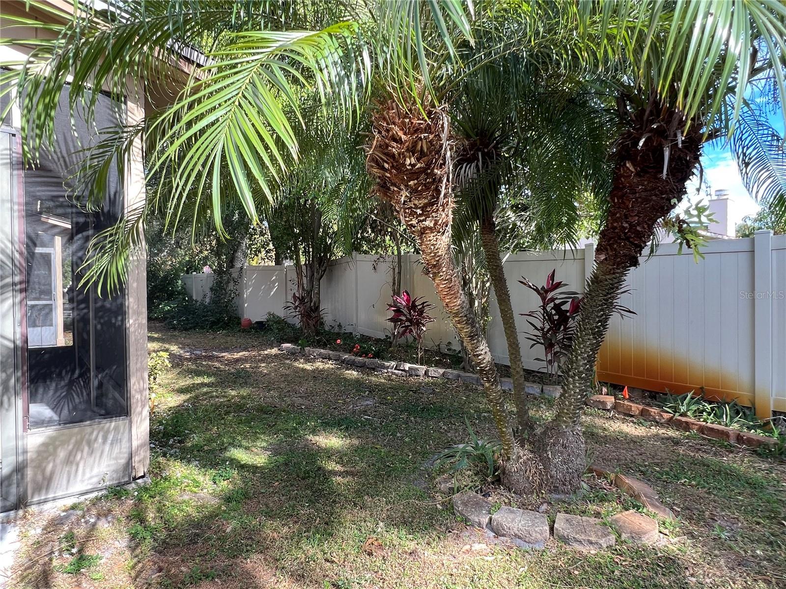 Image 7 of 72 For 2027 Balboa Way