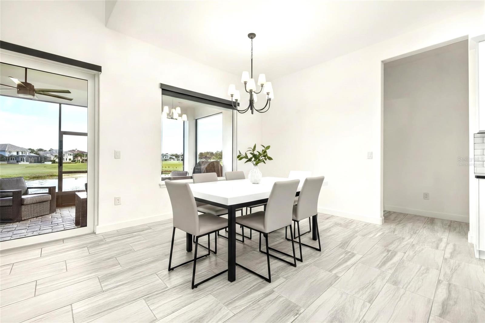 Image 10 of 48 For 2592 Heritage Green Avenue