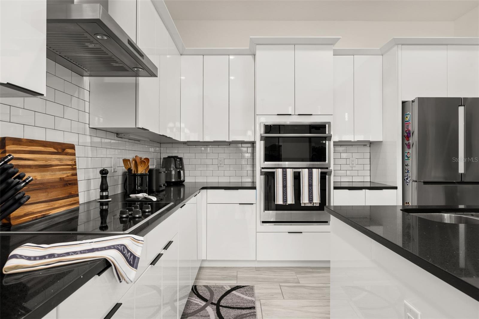 Image 16 of 48 For 2592 Heritage Green Avenue