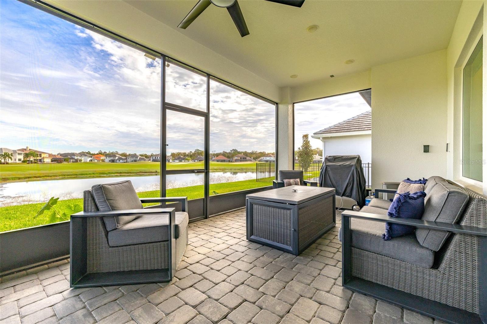 Image 33 of 48 For 2592 Heritage Green Avenue