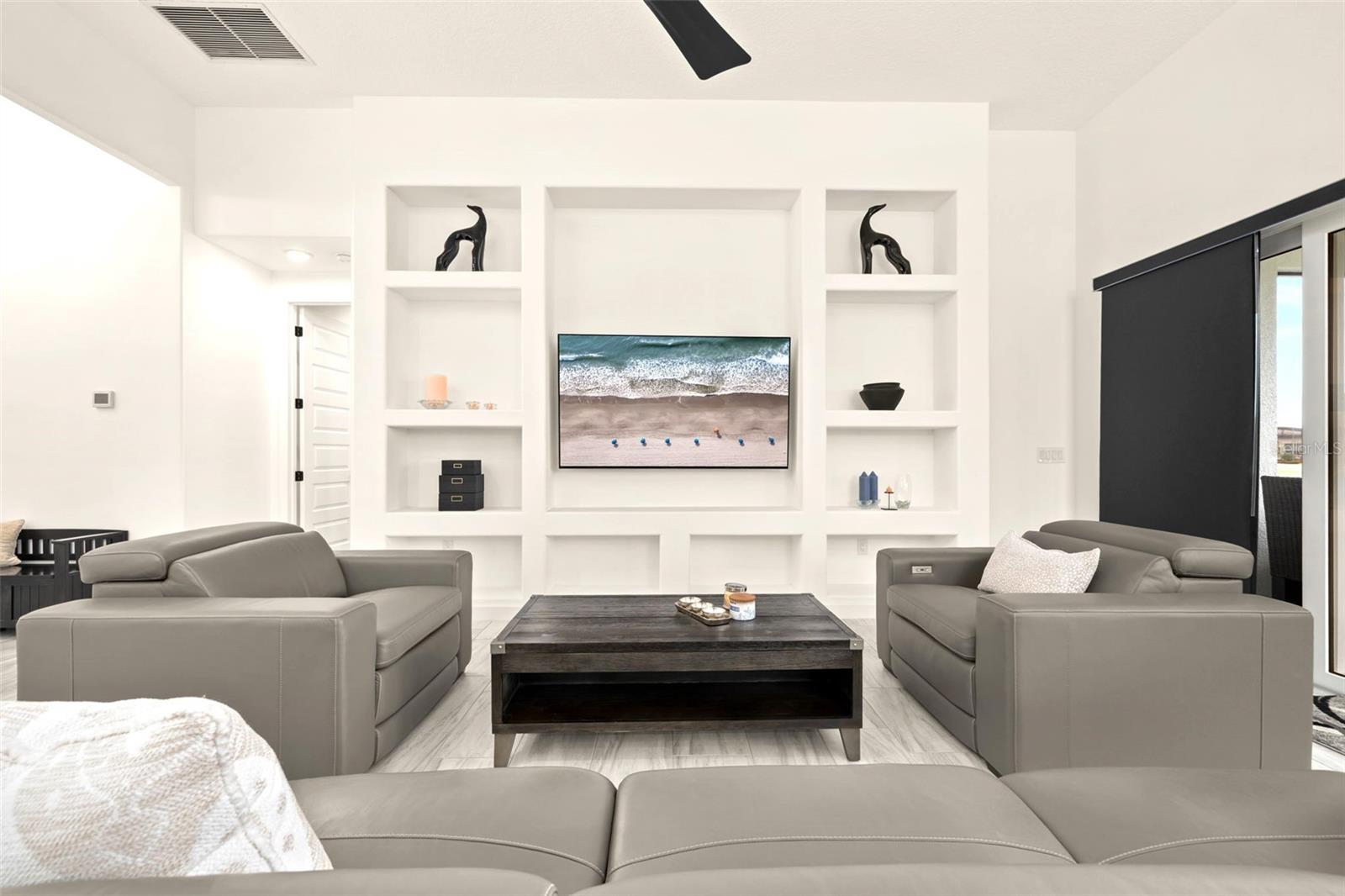 Image 7 of 48 For 2592 Heritage Green Avenue