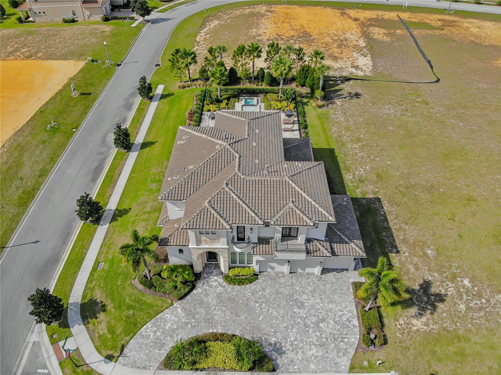 Image 10 of 30 For 8029 Twin Eagles Loop