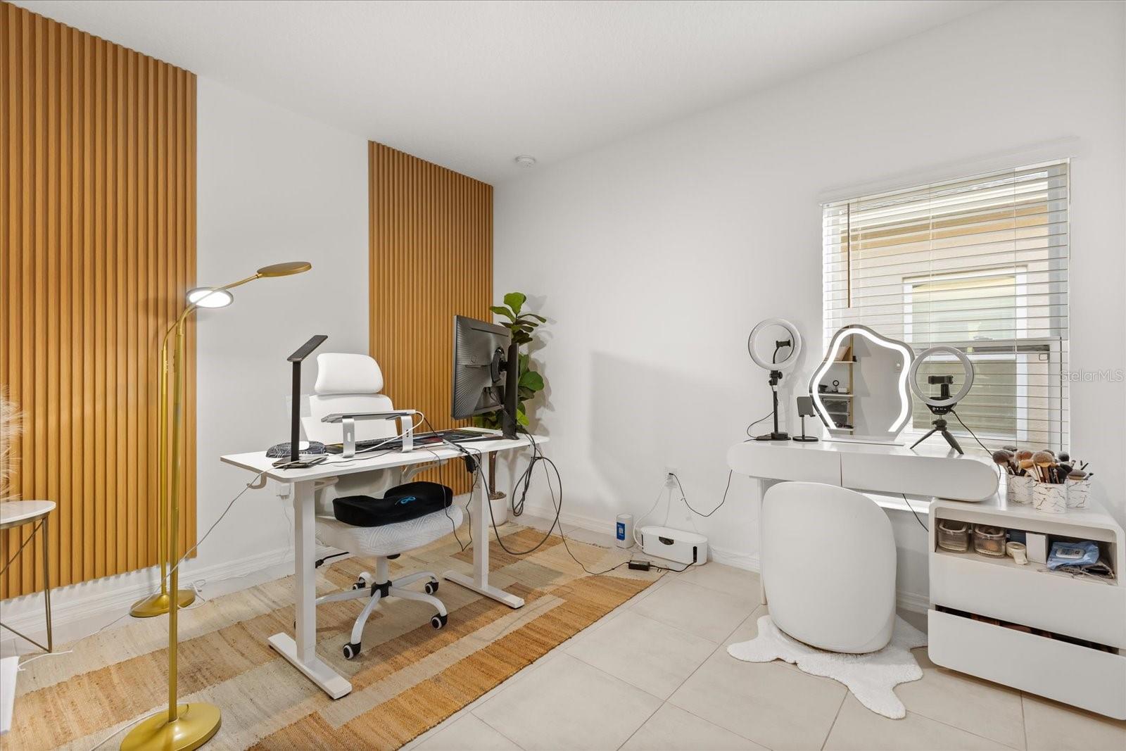 Image 11 of 38 For 375 Pink Ibis Bend