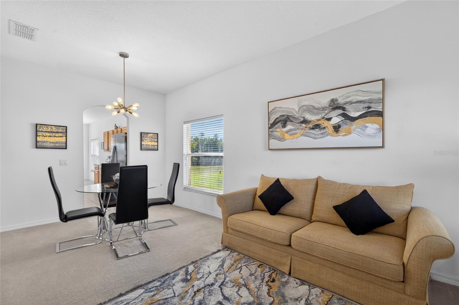 Image 15 of 50 For 169 Moorgate Drive