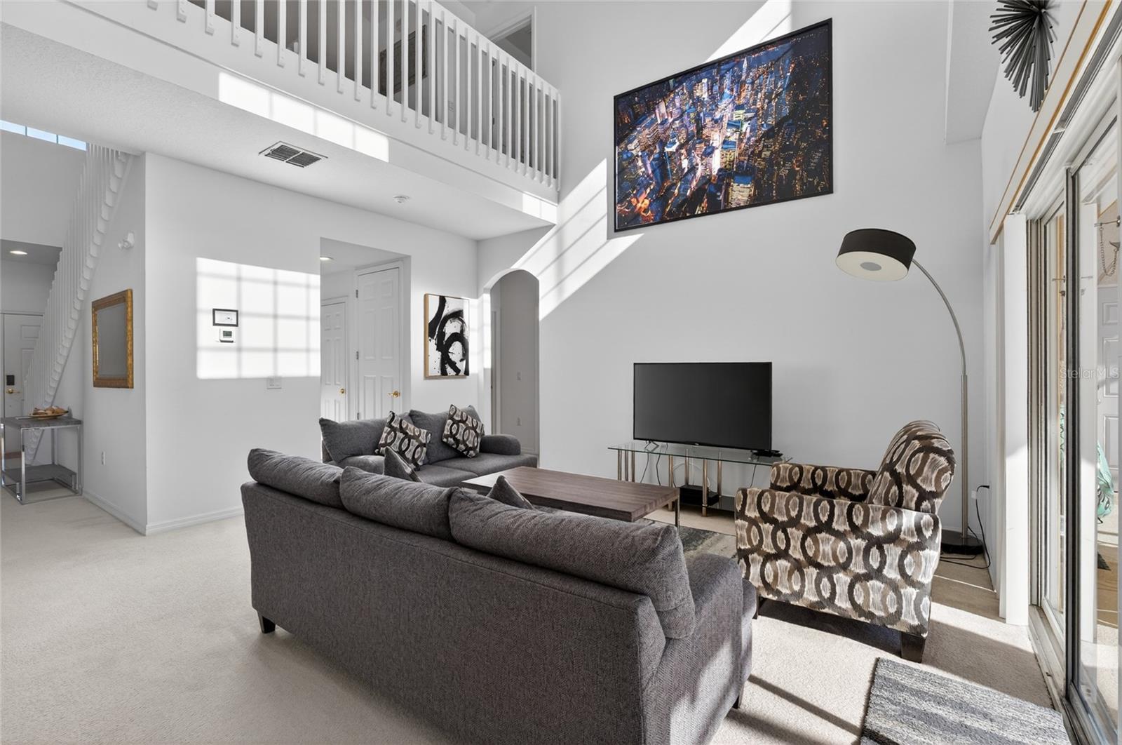 Image 19 of 50 For 169 Moorgate Drive