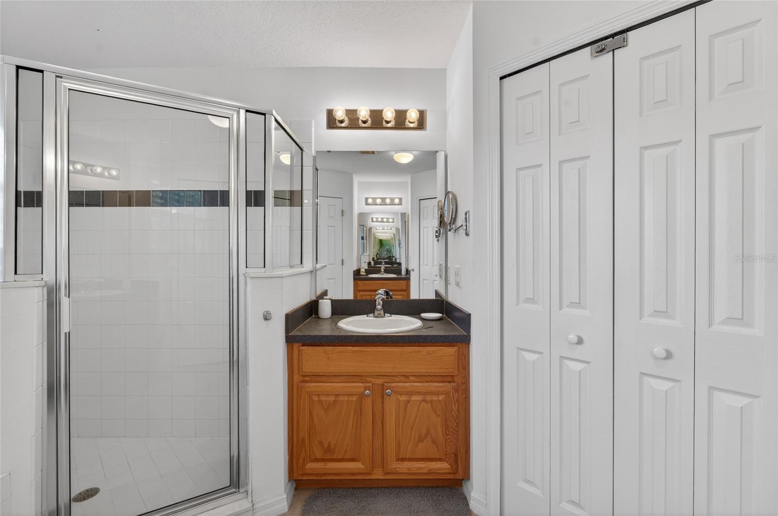 Image 40 of 50 For 169 Moorgate Drive