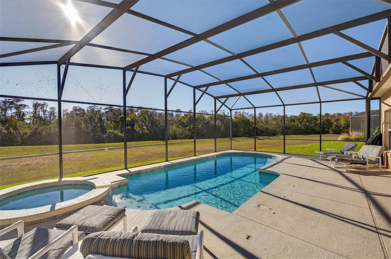 Image 5 of 50 For 169 Moorgate Drive