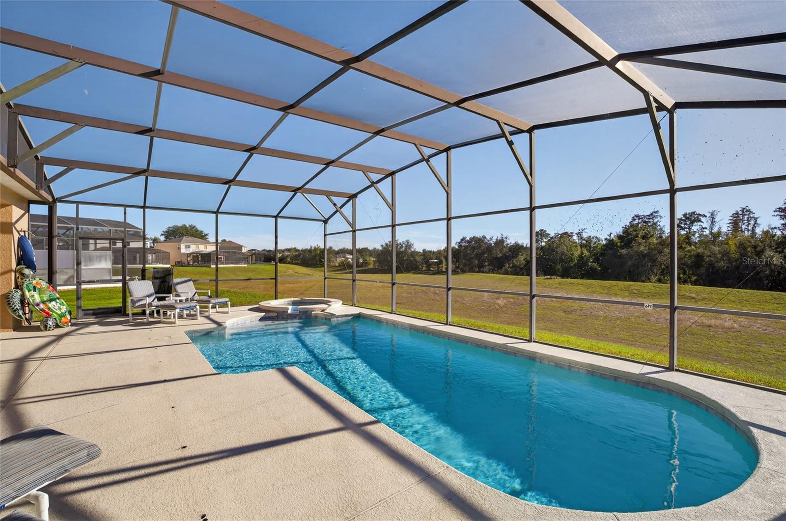 Image 7 of 50 For 169 Moorgate Drive