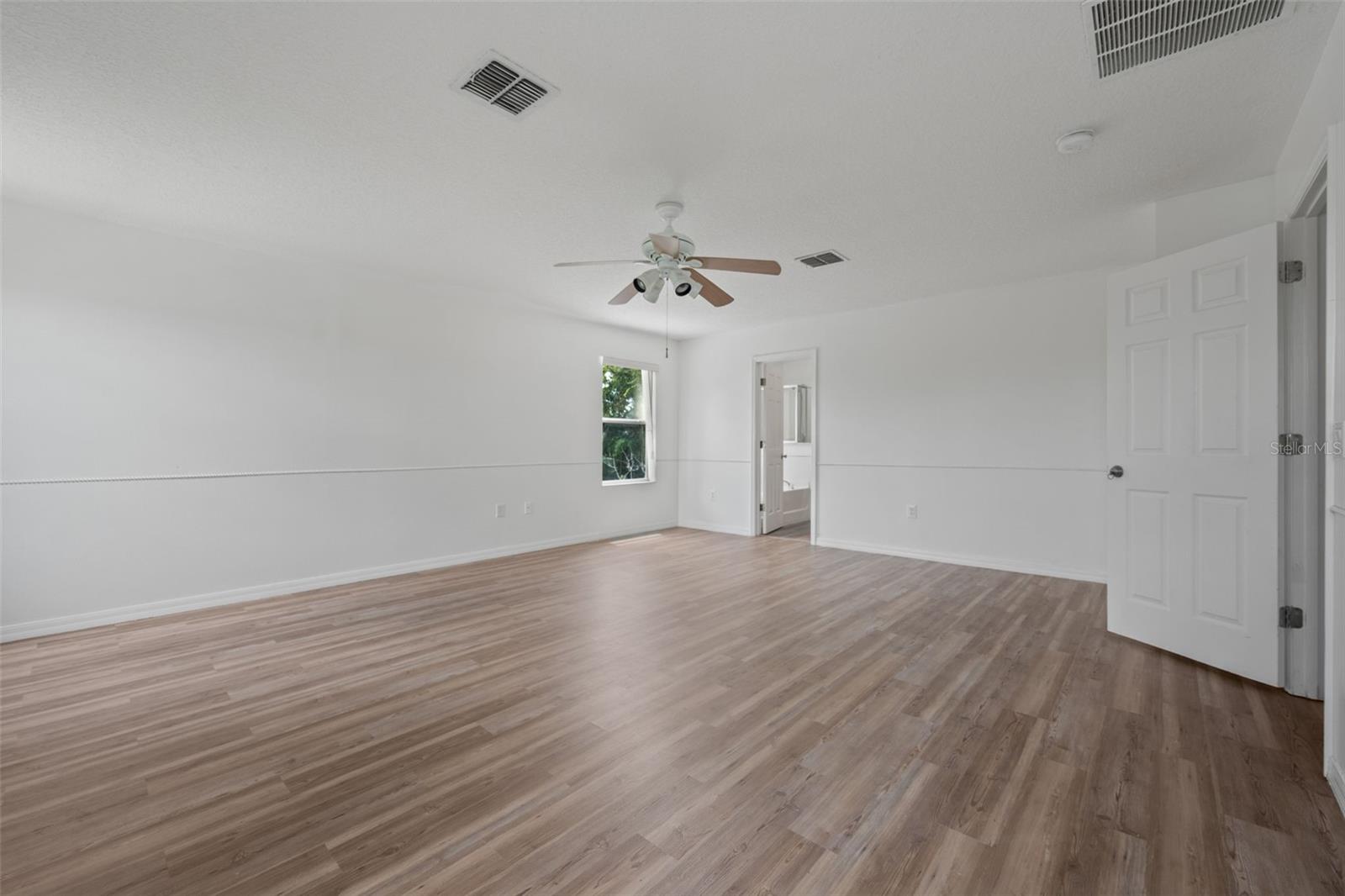 Image 15 of 43 For 2830 Paynes Prairie Circle