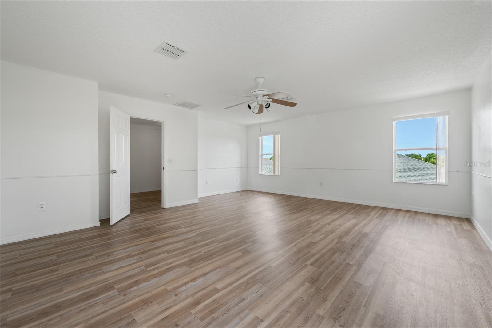 Image 17 of 43 For 2830 Paynes Prairie Circle