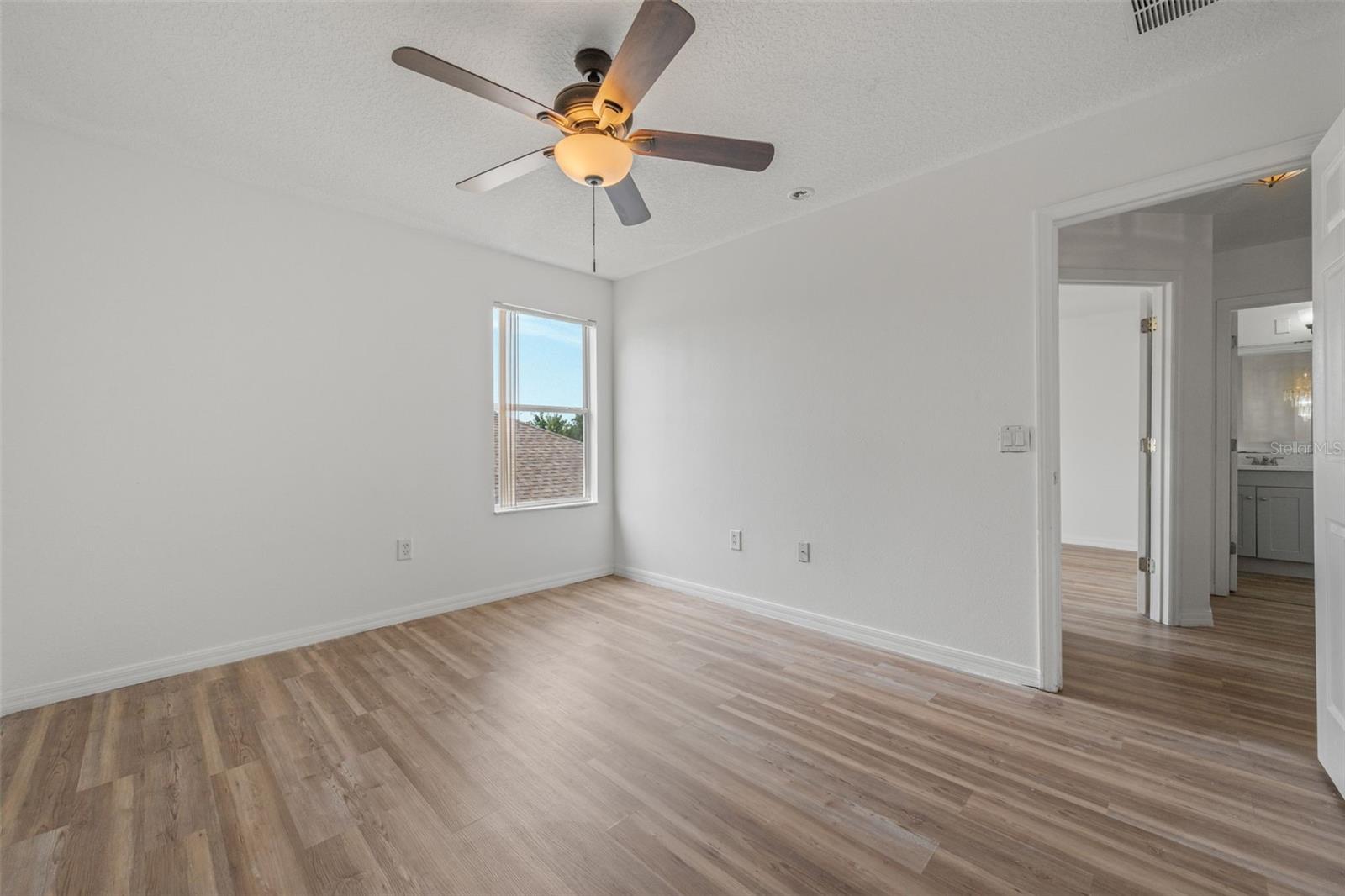 Image 23 of 43 For 2830 Paynes Prairie Circle