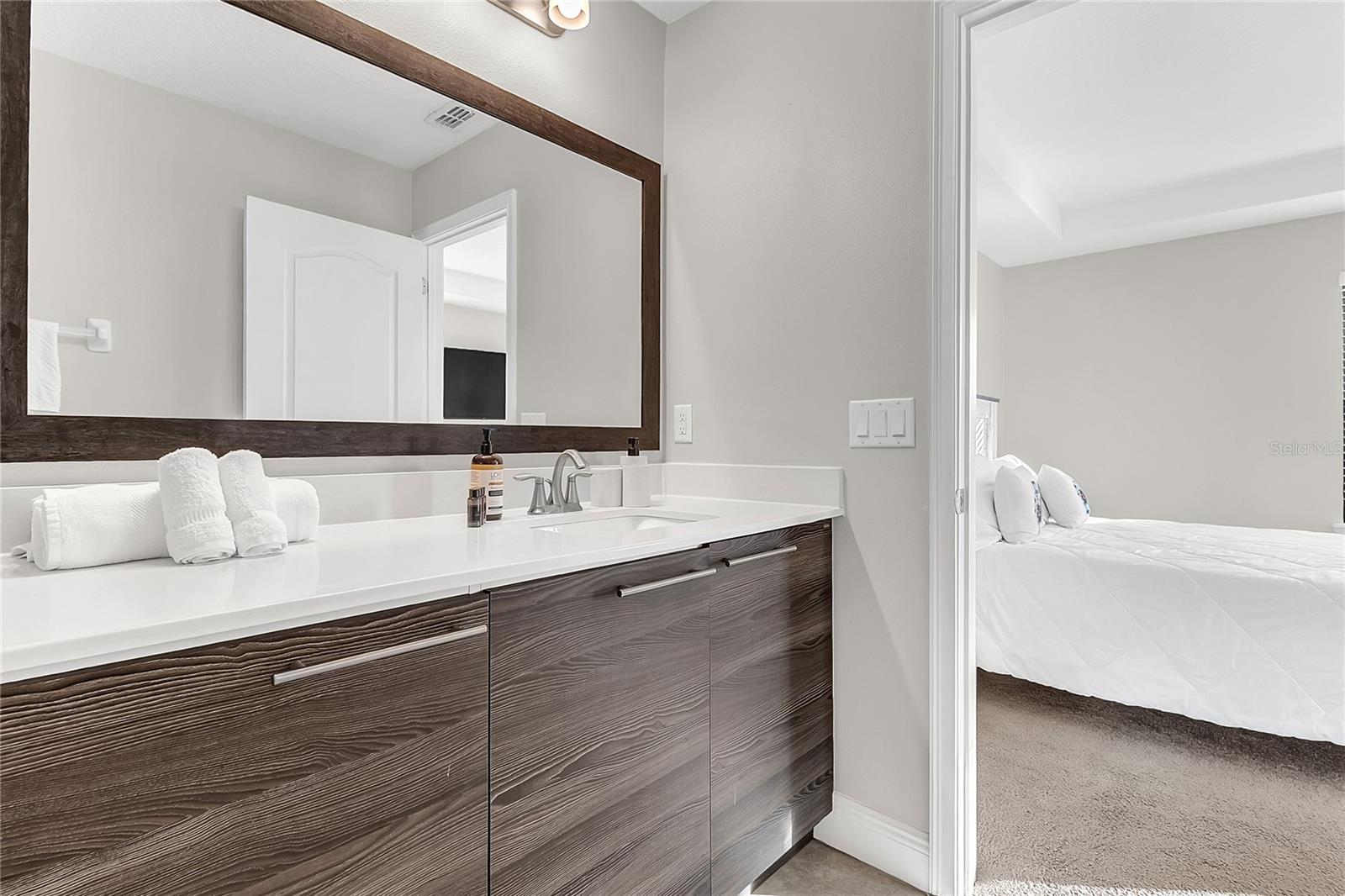 Image 15 of 25 For 105 Kenny Boulevard