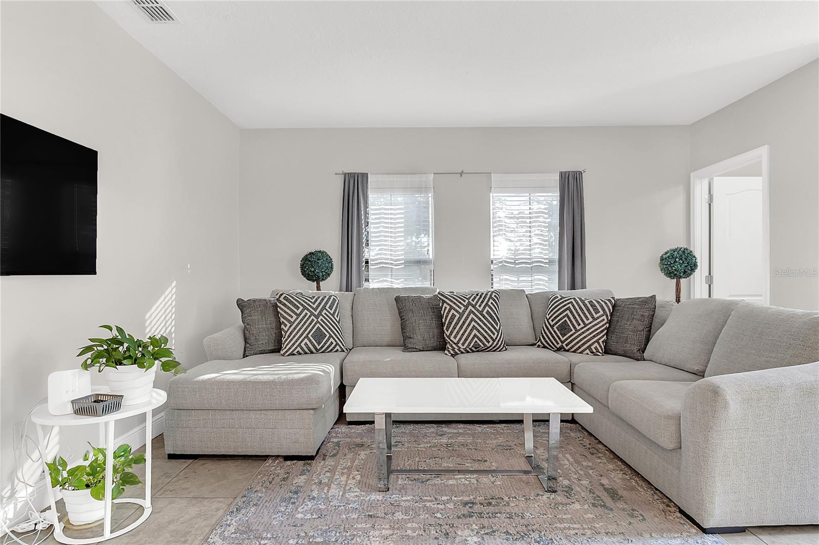 Image 9 of 25 For 105 Kenny Boulevard