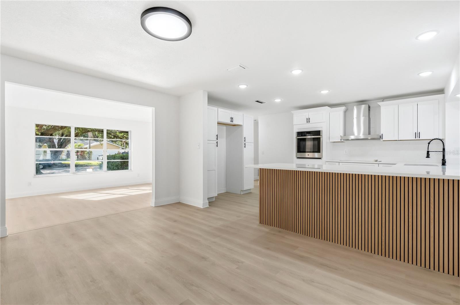 Image 17 of 47 For 1985 Japonica Road